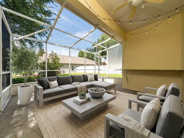9724 Myrtle Creek Ln — Photo 34