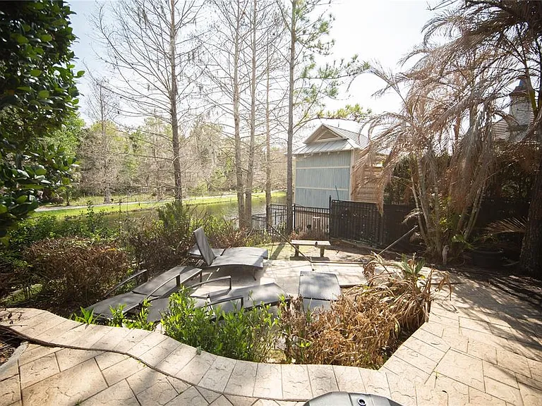 719 Eastlawn Dr — Photo 42