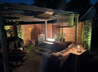 711 Literary Rd, Cleveland, OH 44113