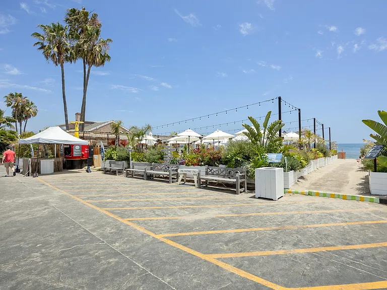 Paradise Cove Pier is a popular tourist attraction in Malibu