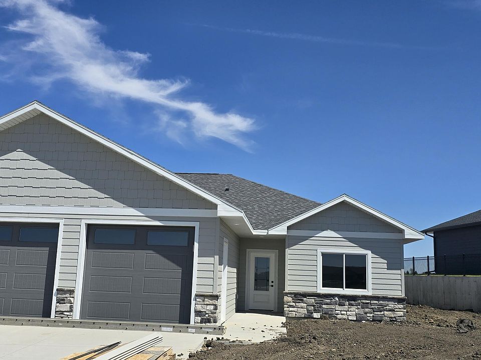 1st image of 551 Kaylee Ct