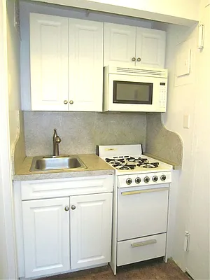 Rented by City Connections Realty | media 60