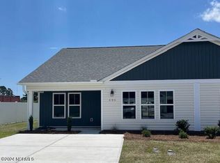 606 Villa Cv, Newport, NC 28570