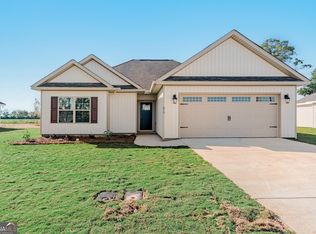 810 Daisy Dr, Perry, GA 31069