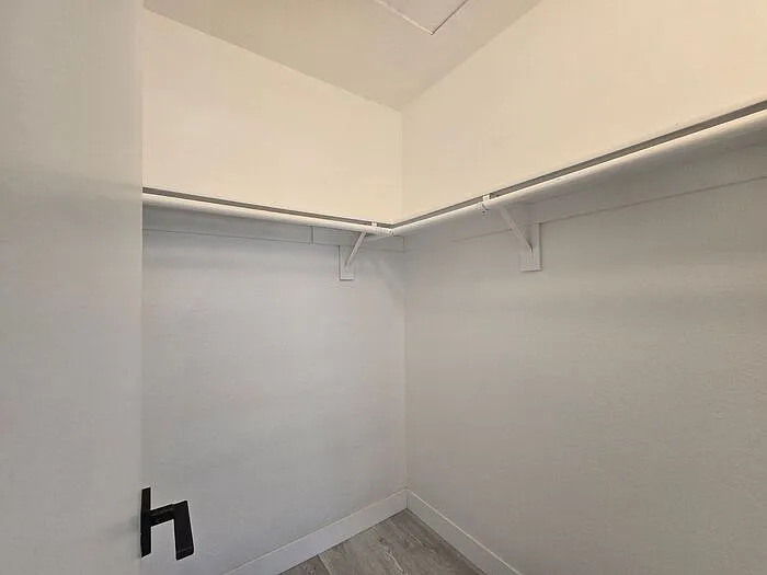 11321 Volans St — Photo 25