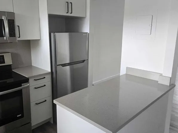 8305 Sunrise Lakes Boulevard #202, Sunrise, FL 33322