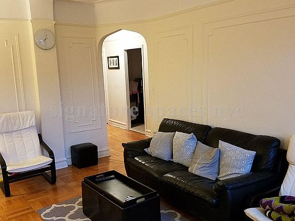 2nd image of 2835 41st St APT B1