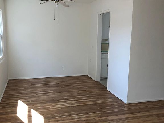 4th image of 2230 1/2 Mira Vista Ave