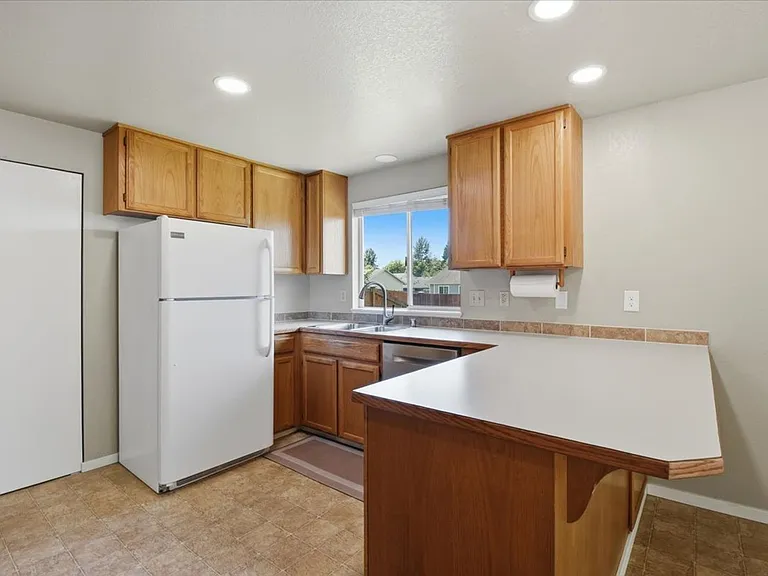 101 Paradise Pkwy — Photo 7