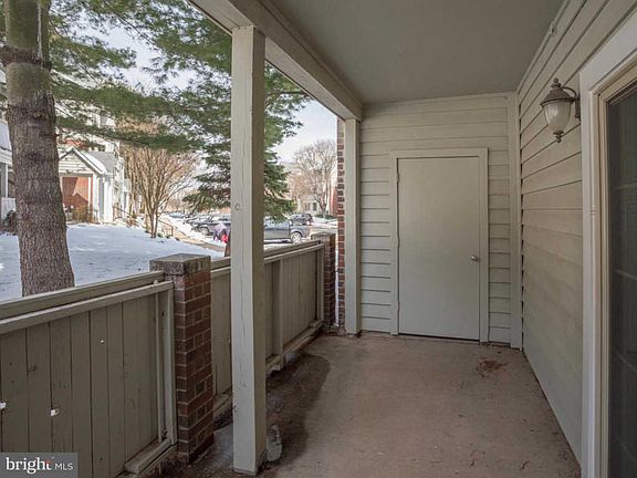 5th image of 3916 Penderview Dr APT 407
