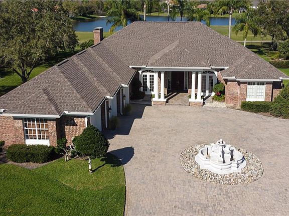 3rd image of 4722 Cheval Blvd