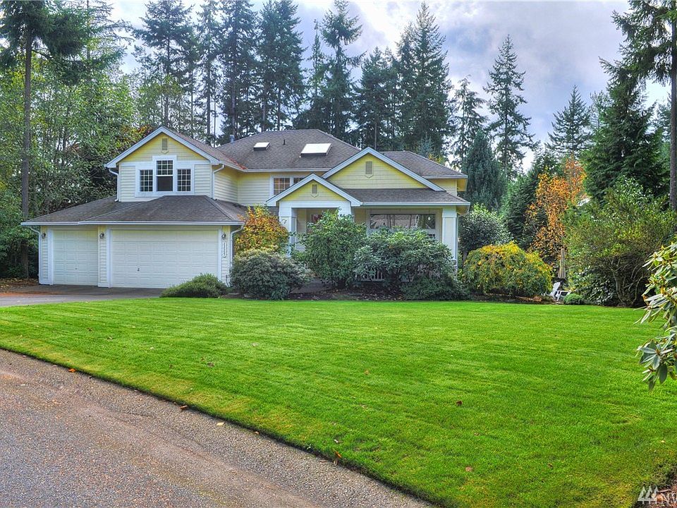 1st image of 23557 Monument Pl NW