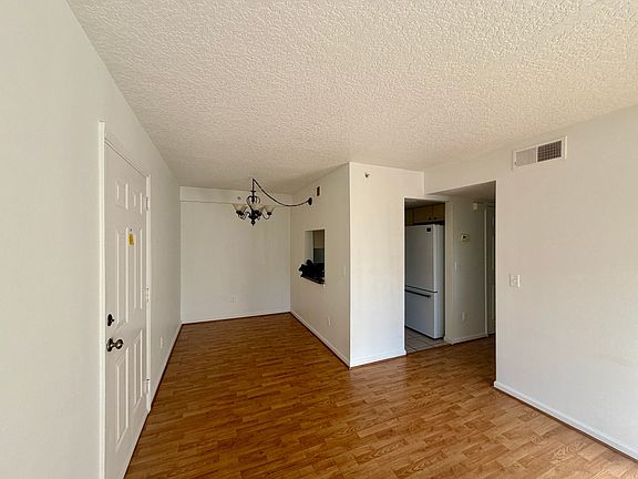 3rd image of 1114 S Pine Ridge Cir #D1