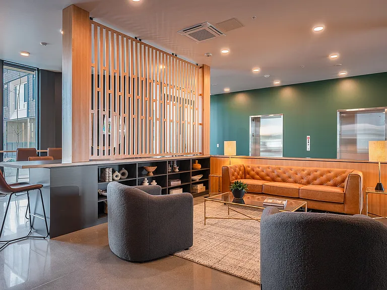 One Twenty Up | Resident Lounge