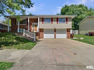 3111 W Saymore Ln, Peoria, IL