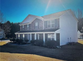 3368 Hill Pond Dr, Buford, GA 30519