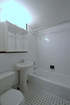 Rented by Corcoran | media 5