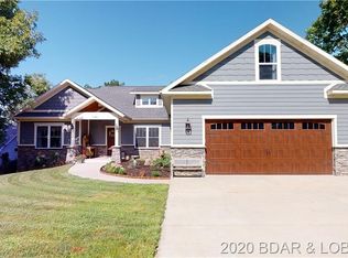 135 Windjammer Estates Dr, Lake Ozark, MO 65049