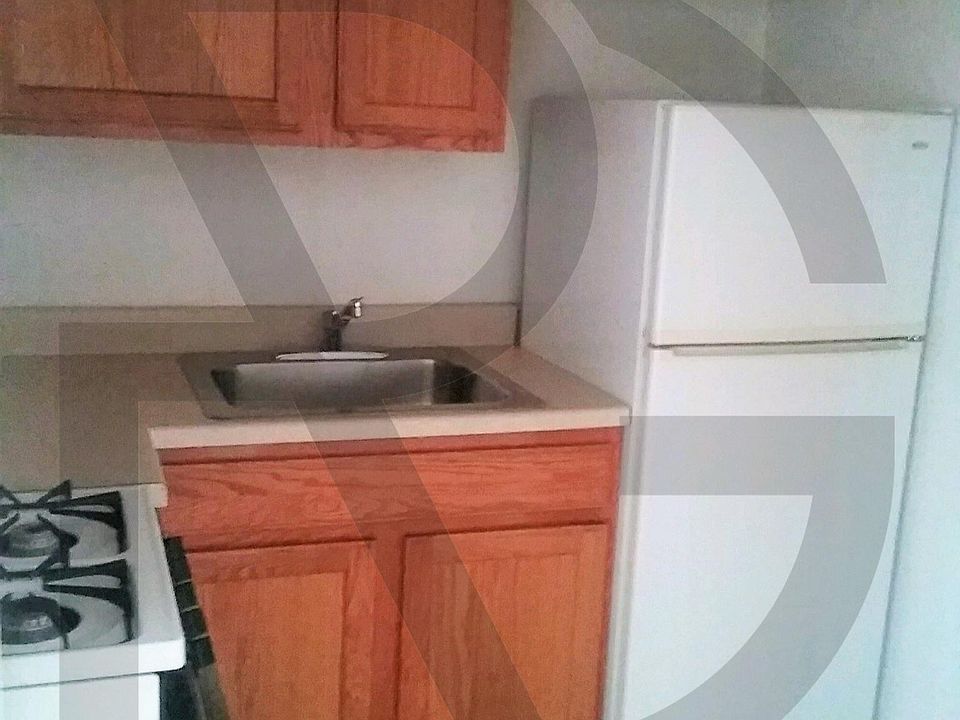 1st image of 1166 N Dearborn St #1164210