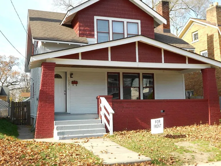 1027 Underwood Ave SE — Photo 8