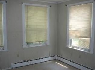 1529 Duke St, Reading, PA 19605