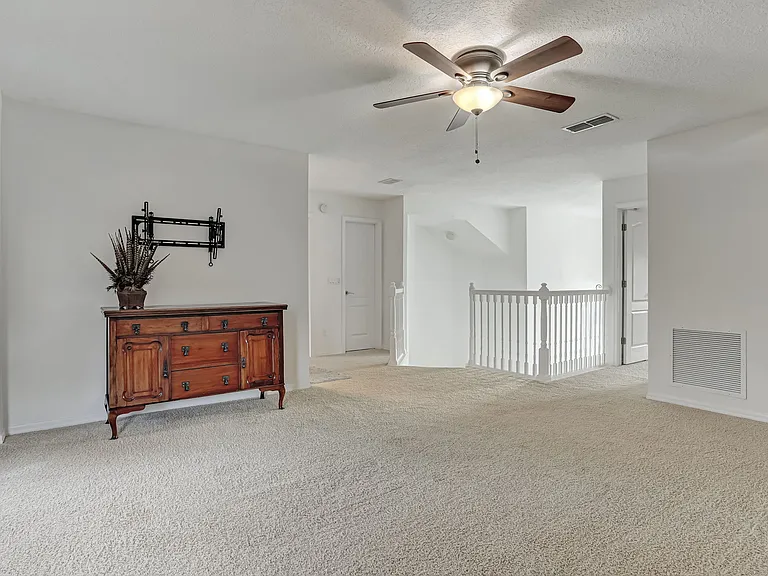 140 Oceans Edge Dr — Photo 40