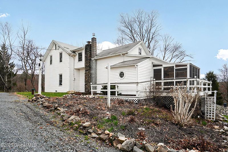 5th image of 91 Vosburgh Road