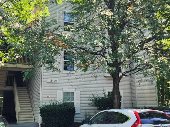 118 Stone Hurst Ct, New Castle, DE 19720