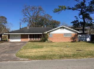 411 Vashti Dr, Houston, TX 77037