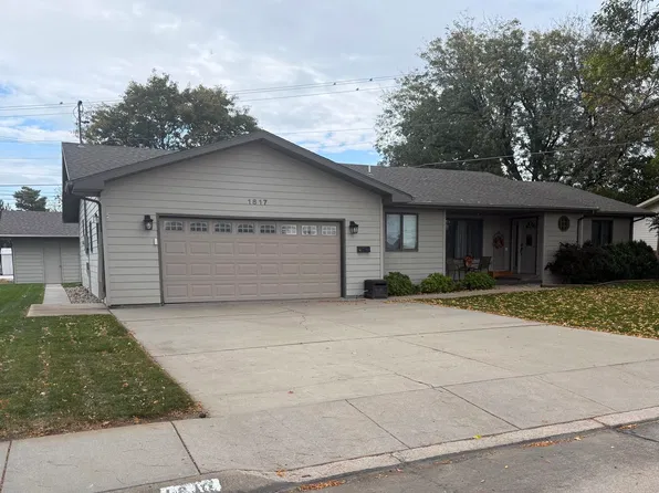 1817 W D, North Platte, NE 69101