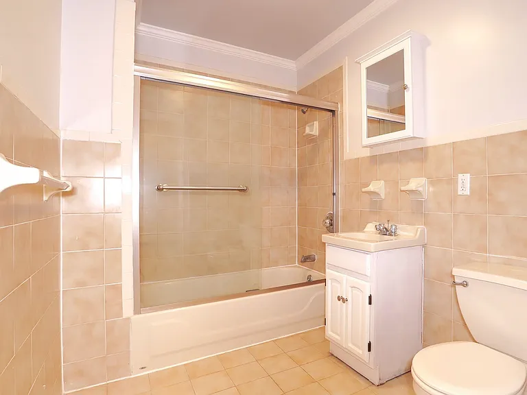 6311 Dewey Ave #1 — Photo 8