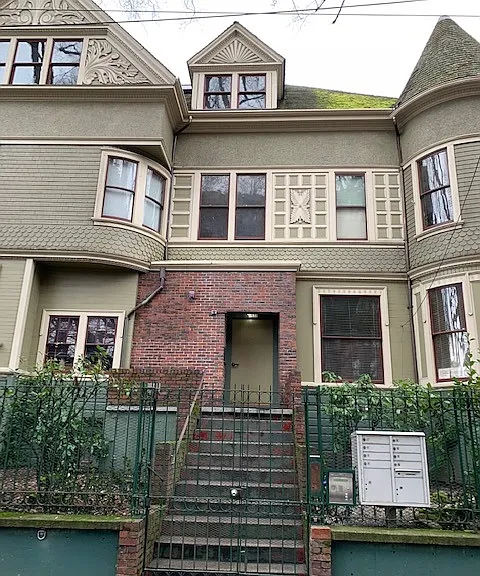 Zhan01 - NW Everett — Photo 3