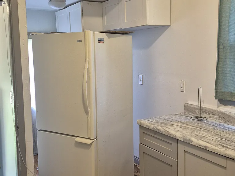 13353 Schoolcraft St — Photo 10