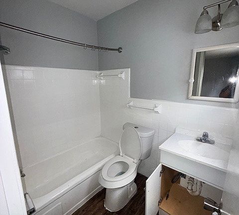 3rd image of 4309 Pease St #11325555