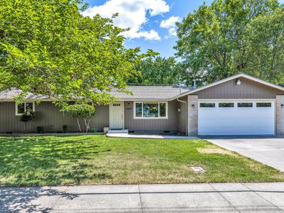 1524 Corona Ave, Medford, OR, 97504