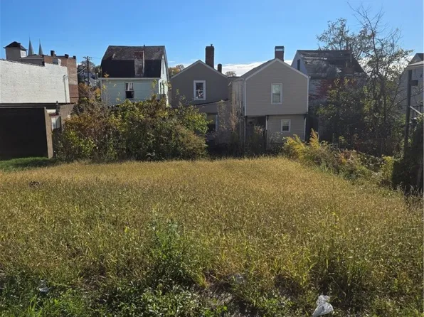 722 Excelsior St, Pittsburgh, PA 15210