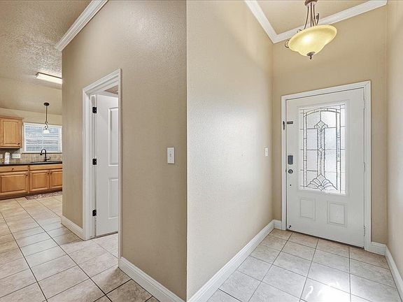 2nd image of 6645 Reese