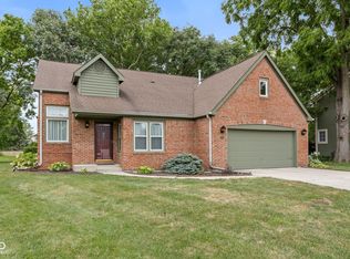 8962 Baywood Cir, Indianapolis, IN