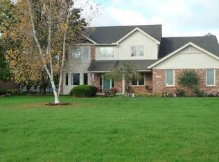 10238 Greenbrier, Brighton, MI