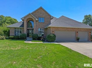 1400 Arlington Chase, Sherman, IL 62684