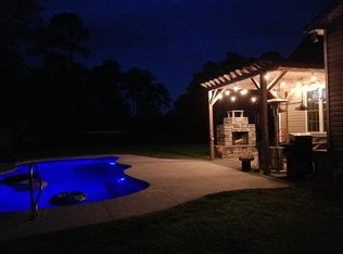 413 Ardan Oaks Cir, Cape Carteret, NC 28584