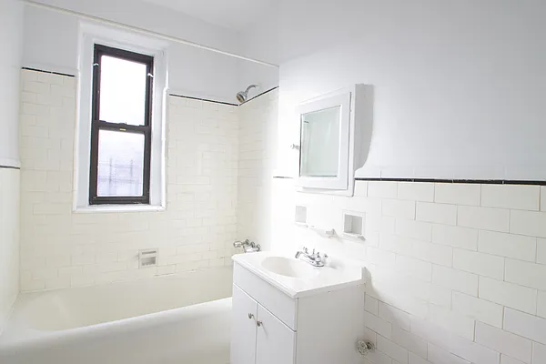 Rented by Compass | media 19