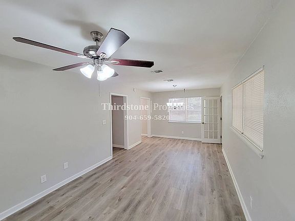 3rd image of 1048 Underhill Dr