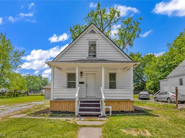 916 E 34th St, Lorain, OH 44055