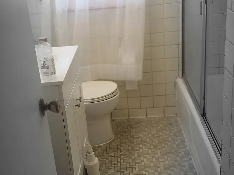 2235 Dresden Dr NE — Photo 10