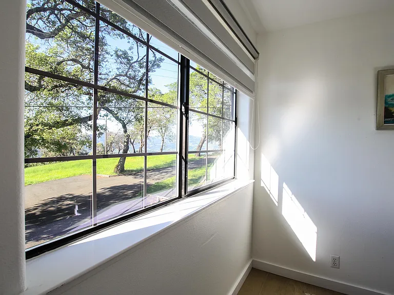 6564 Sonoma Mountain Rd — Photo 36
