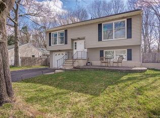 13 Chestnut Way Cir, Barnegat, NJ 08005