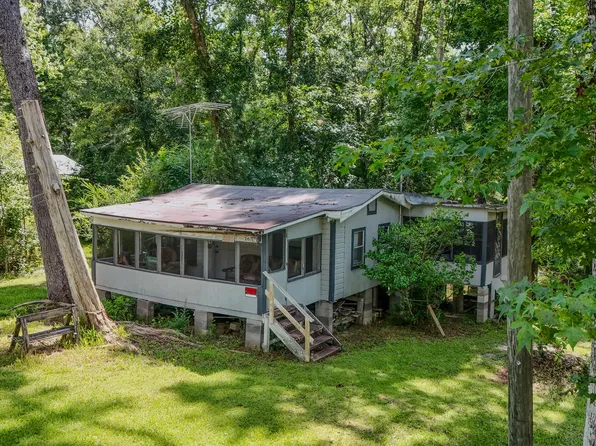 772 Bryant Landing Rd, Wewahitchka, FL 32465