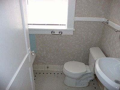 3rd image of 2619 College St APT 6