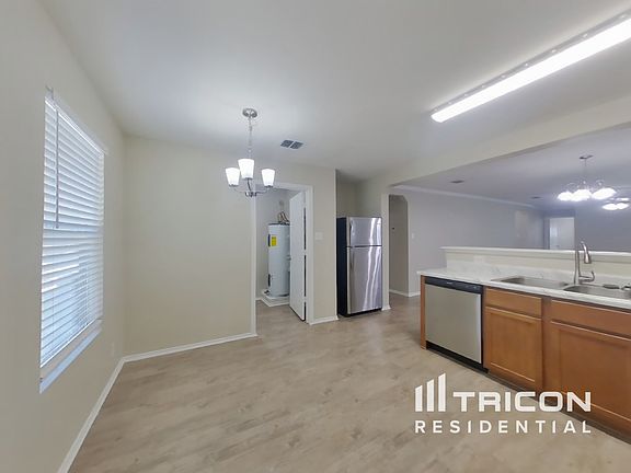 5th image of 8027 Abbotts Pointe